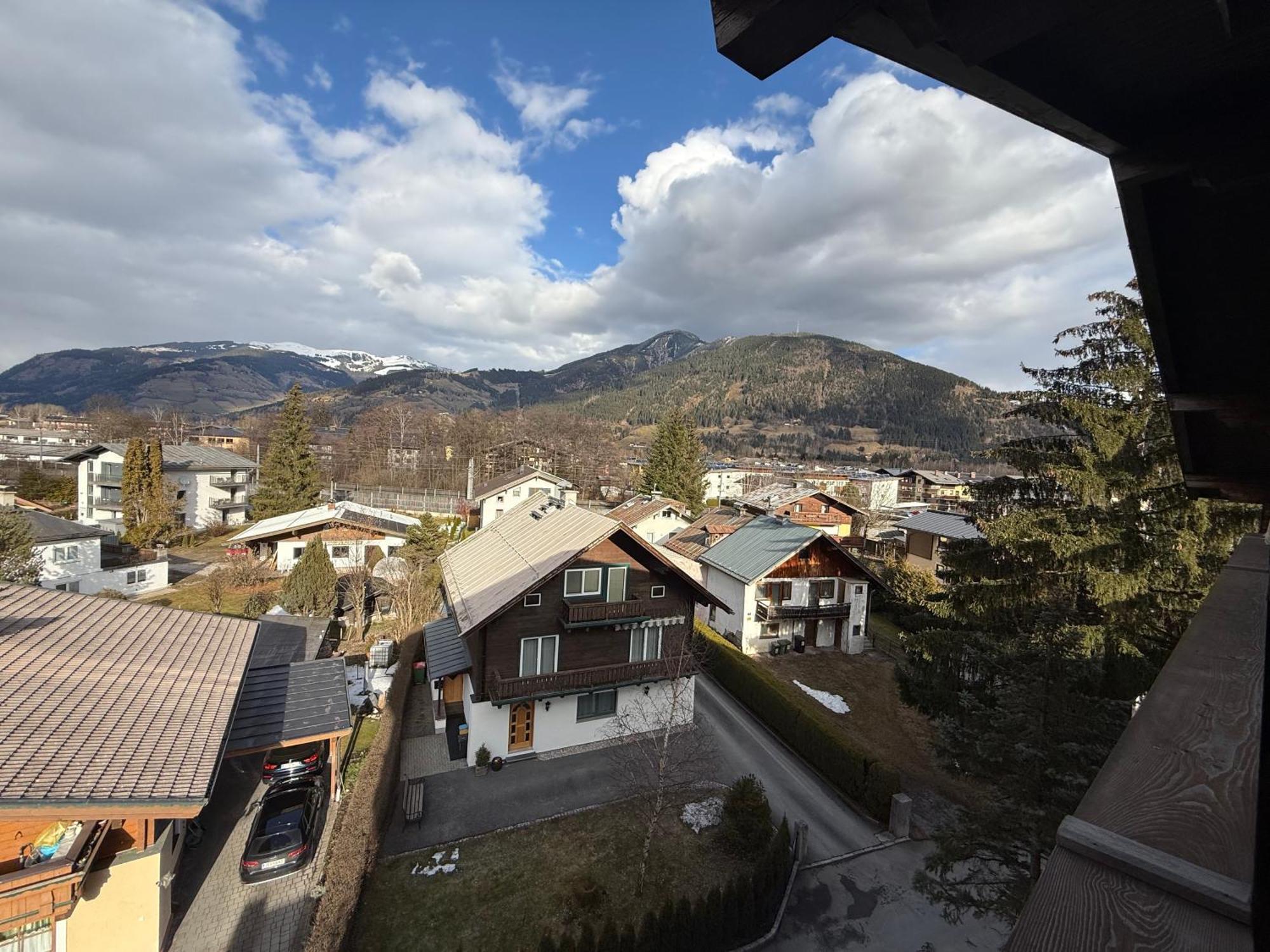 滨湖采尔 Marina Alpen Haus酒店 外观 照片